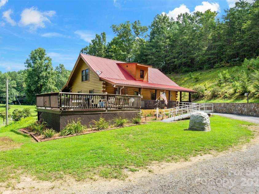 100 Goose Creek Road, Marion, NC 28752.  MLS# CAR4166247, YatesRealty ID 2745. 