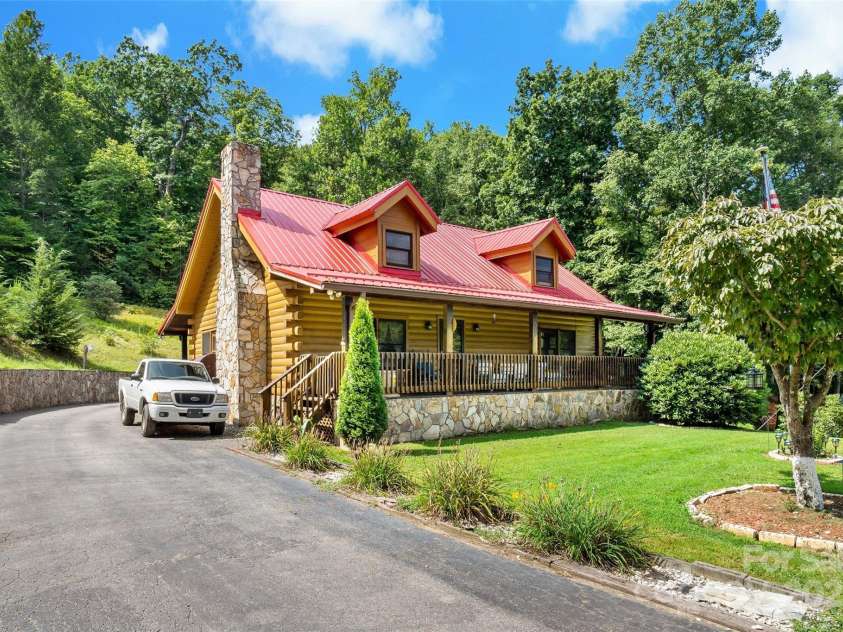 100 Goose Creek Road, Marion, NC 28752.  MLS# CAR4166247, YatesRealty ID 2745. 