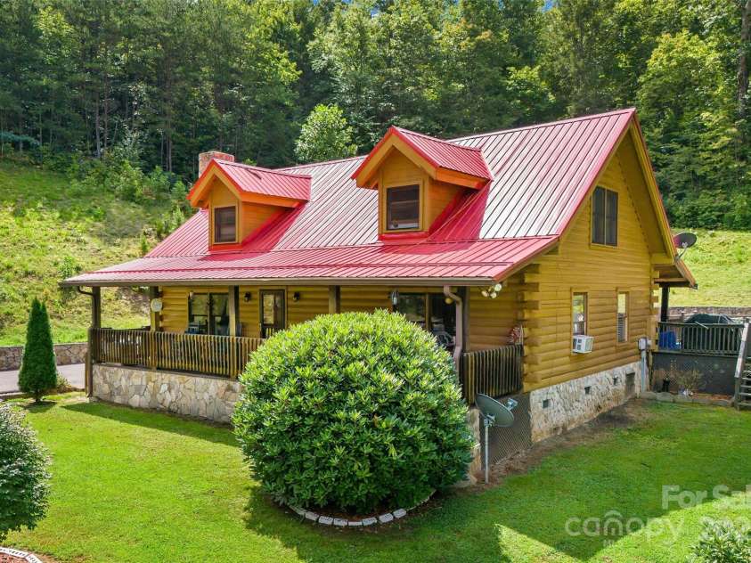 100 Goose Creek Road, Marion, NC 28752.  MLS# CAR4166247, YatesRealty ID 2745. 