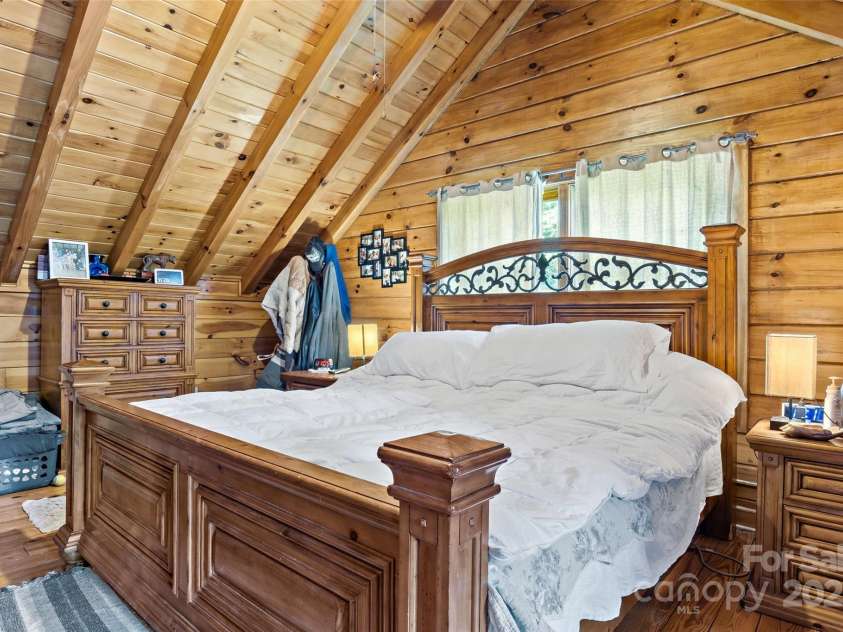 100 Goose Creek Road, Marion, NC 28752.  MLS# CAR4166247, YatesRealty ID 2745. 