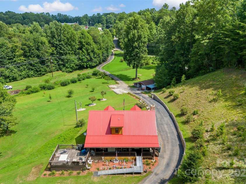 100 Goose Creek Road, Marion, NC 28752.  MLS# CAR4166247, YatesRealty ID 2745. 