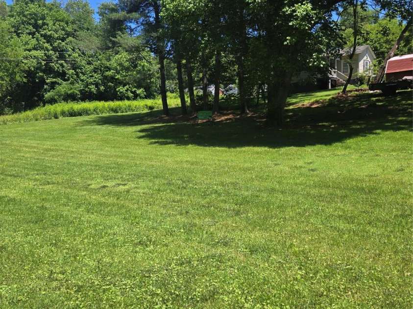 156 Caldwell Avenue, Newton, NC 28658.  MLS# CAR4387971, YatesRealty ID 27451. 