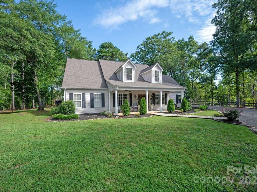 9806 Joe Kerr Road, Waxhaw, NC 28173.  MLS# CAR4281781, YatesRealty ID 27452. 