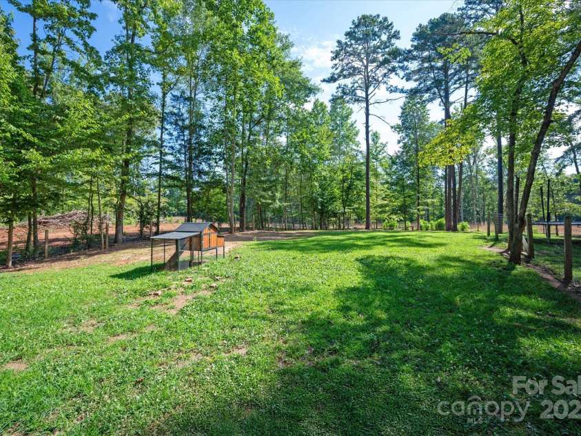 9806 Joe Kerr Road, Waxhaw, NC 28173.  MLS# CAR4281781, YatesRealty ID 27452. 