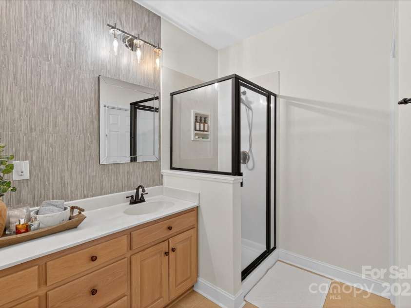 9806 Joe Kerr Road, Waxhaw, NC 28173.  MLS# CAR4281781, YatesRealty ID 27452. 