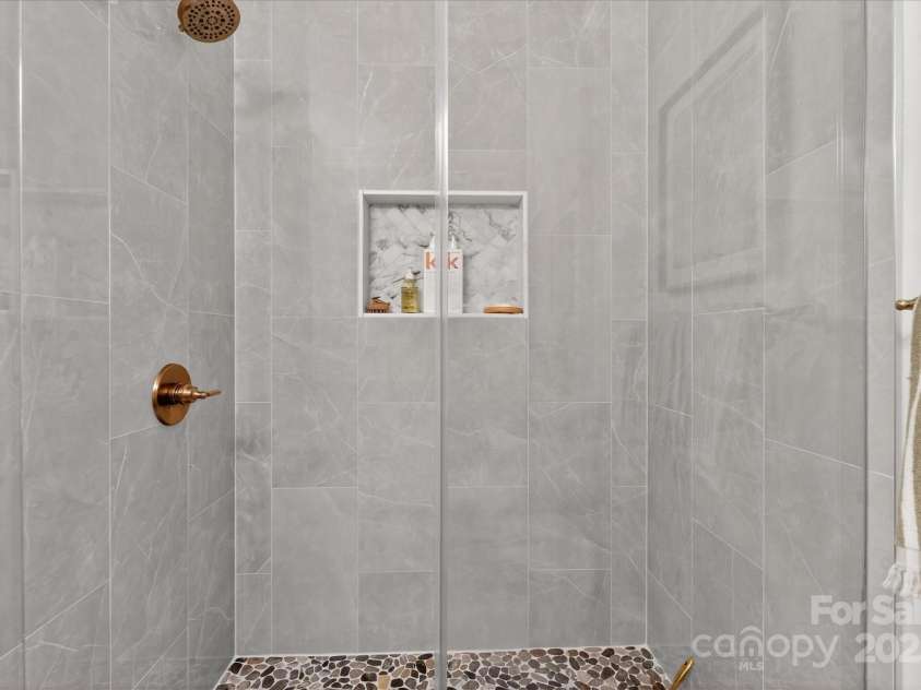 9806 Joe Kerr Road, Waxhaw, NC 28173.  MLS# CAR4281781, YatesRealty ID 27452. 