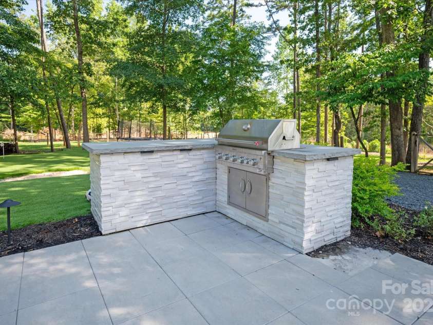 9806 Joe Kerr Road, Waxhaw, NC 28173.  MLS# CAR4281781, YatesRealty ID 27452. 