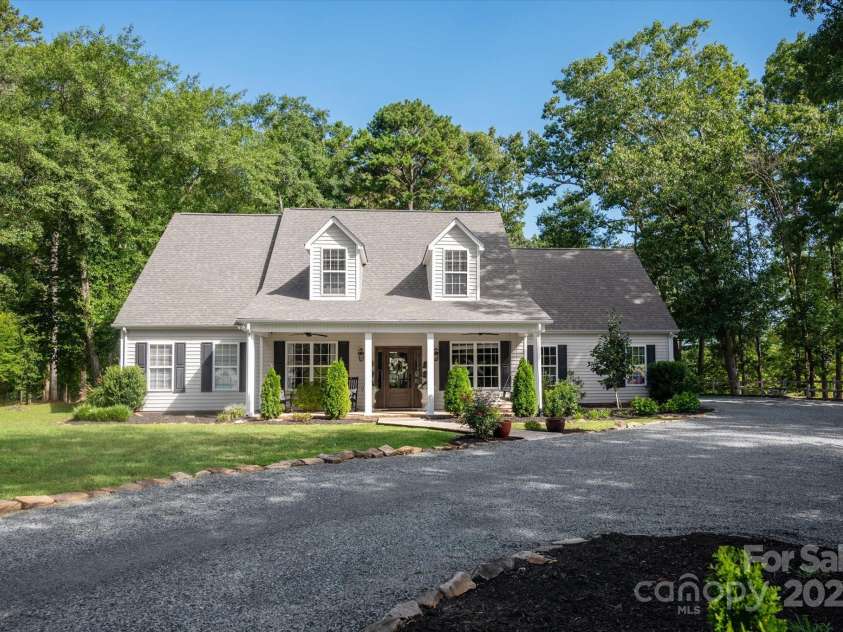 9806 Joe Kerr Road, Waxhaw, NC 28173.  MLS# CAR4281781, YatesRealty ID 27452. 
