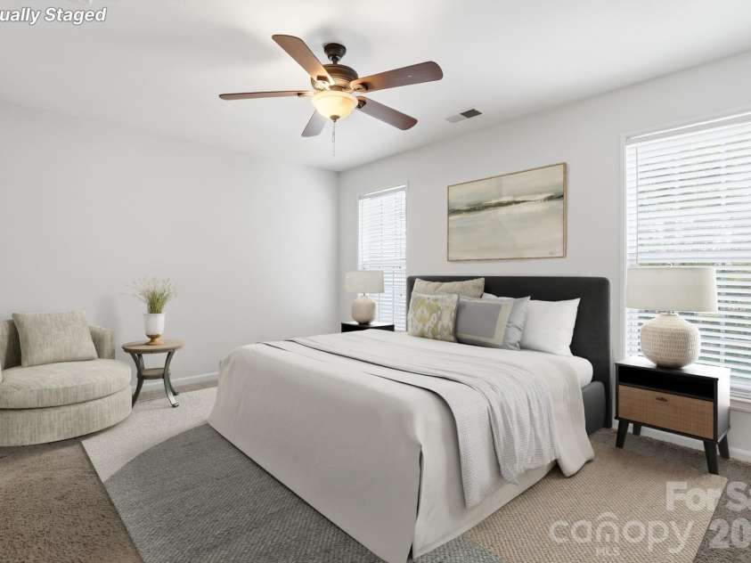5315 Jocelyn Lane, Charlotte, NC 28269.  MLS# CAR4387226, YatesRealty ID 27454. Primary Bedroom / Virtually Staged