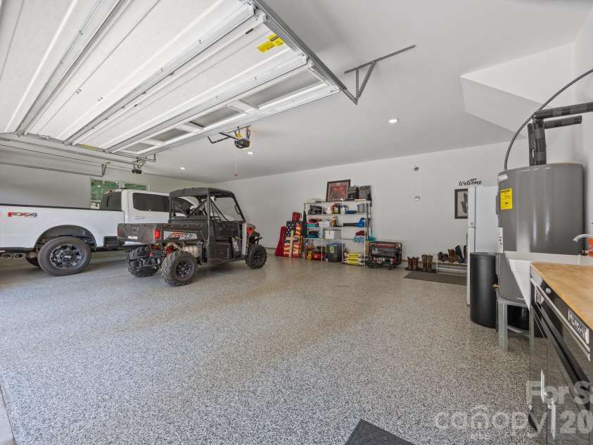 1140 Shinnville Road, Cleveland, NC 27013.  MLS# CAR4388504, YatesRealty ID 27455. 