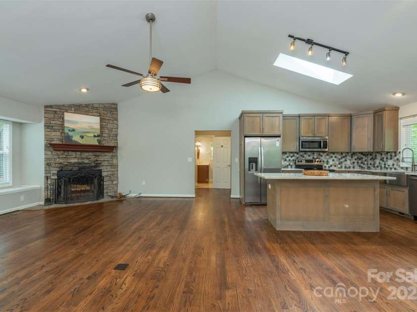 114 Richard Lane, Black Mountain, NC 28711.  MLS# CAR4270307, YatesRealty ID 27456. Open floor plan.