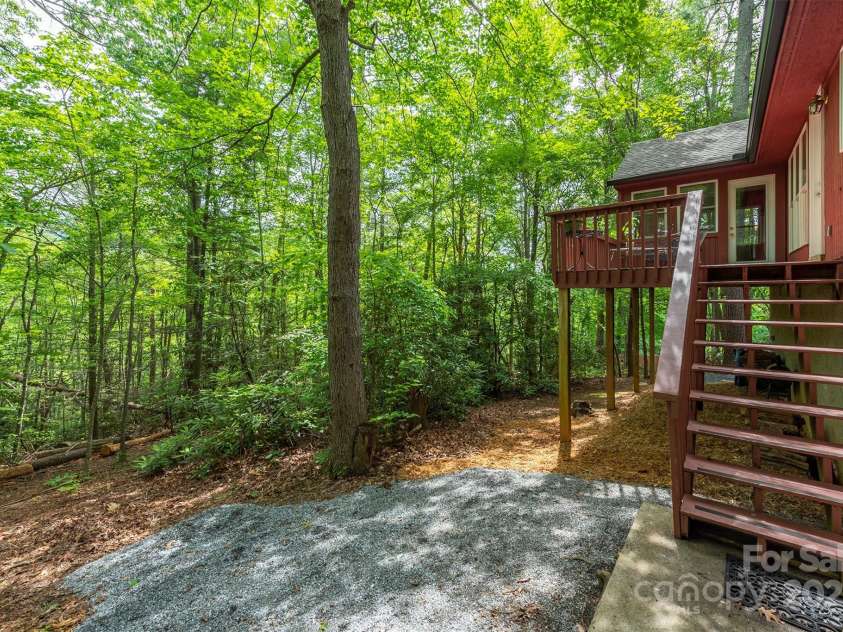 114 Richard Lane, Black Mountain, NC 28711.  MLS# CAR4270307, YatesRealty ID 27456. Wooded privacy.