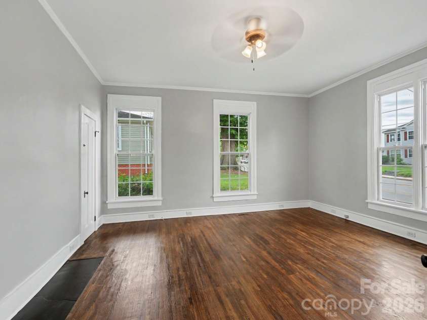 305 White Street, Lancaster, SC 29720.  MLS# CAR4376027, YatesRealty ID 27457. 