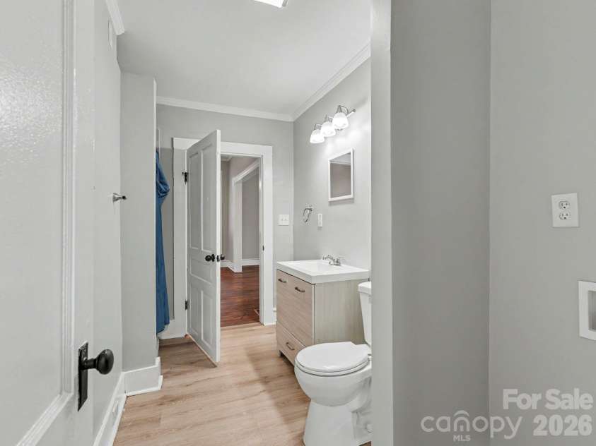 305 White Street, Lancaster, SC 29720.  MLS# CAR4376027, YatesRealty ID 27457. 
