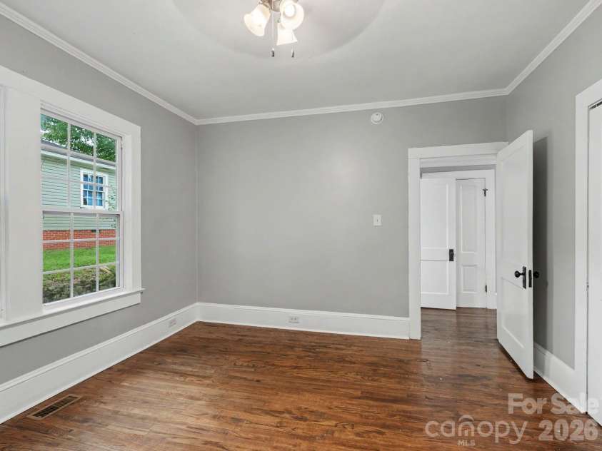 305 White Street, Lancaster, SC 29720.  MLS# CAR4376027, YatesRealty ID 27457. 