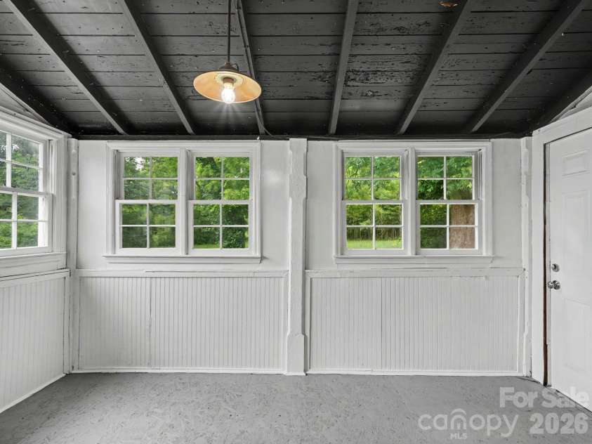 305 White Street, Lancaster, SC 29720.  MLS# CAR4376027, YatesRealty ID 27457. 