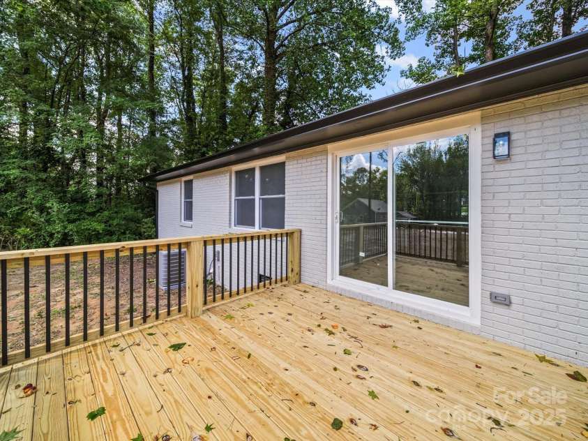 1128 Grady Street, Salisbury, NC 28144.  MLS# CAR4280515, YatesRealty ID 27458. 