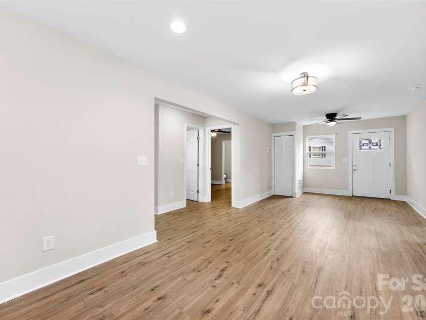 601 Rhyne Circle, Gastonia, NC 28054.  MLS# CAR4311148, YatesRealty ID 2746. 