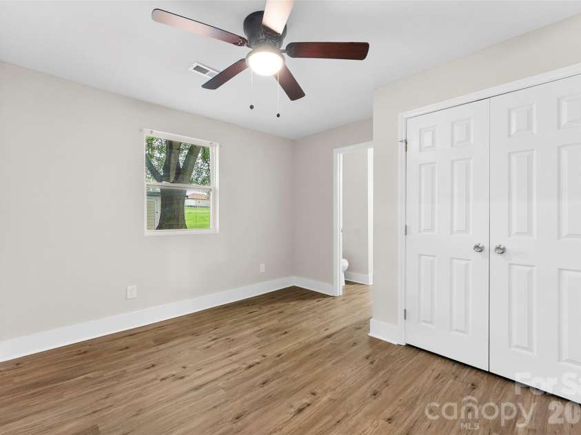 601 Rhyne Circle, Gastonia, NC 28054.  MLS# CAR4311148, YatesRealty ID 2746. 