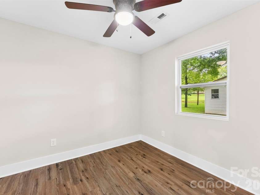 601 Rhyne Circle, Gastonia, NC 28054.  MLS# CAR4311148, YatesRealty ID 2746. 