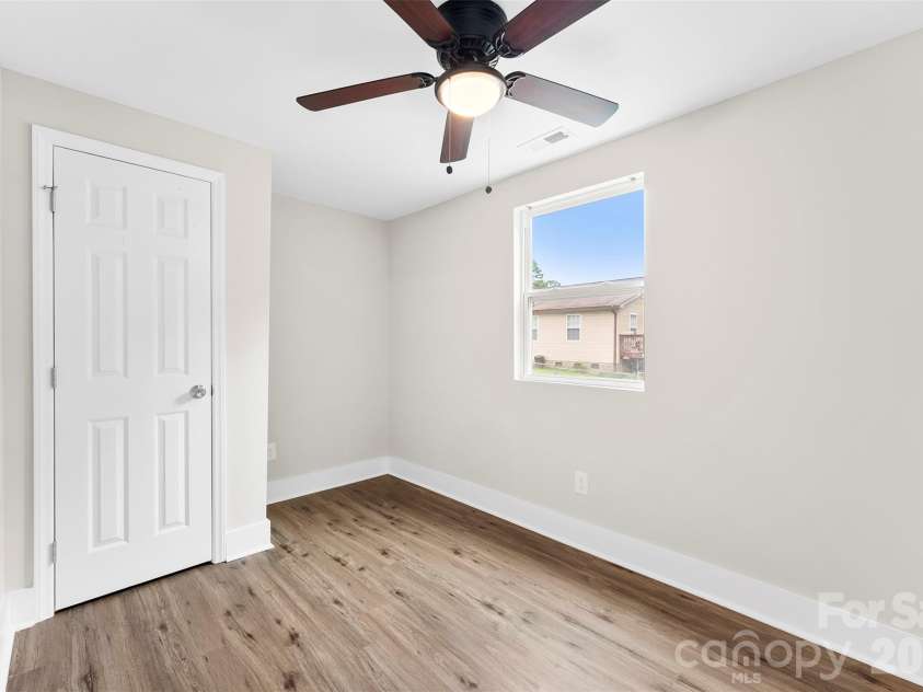 601 Rhyne Circle, Gastonia, NC 28054.  MLS# CAR4311148, YatesRealty ID 2746. 