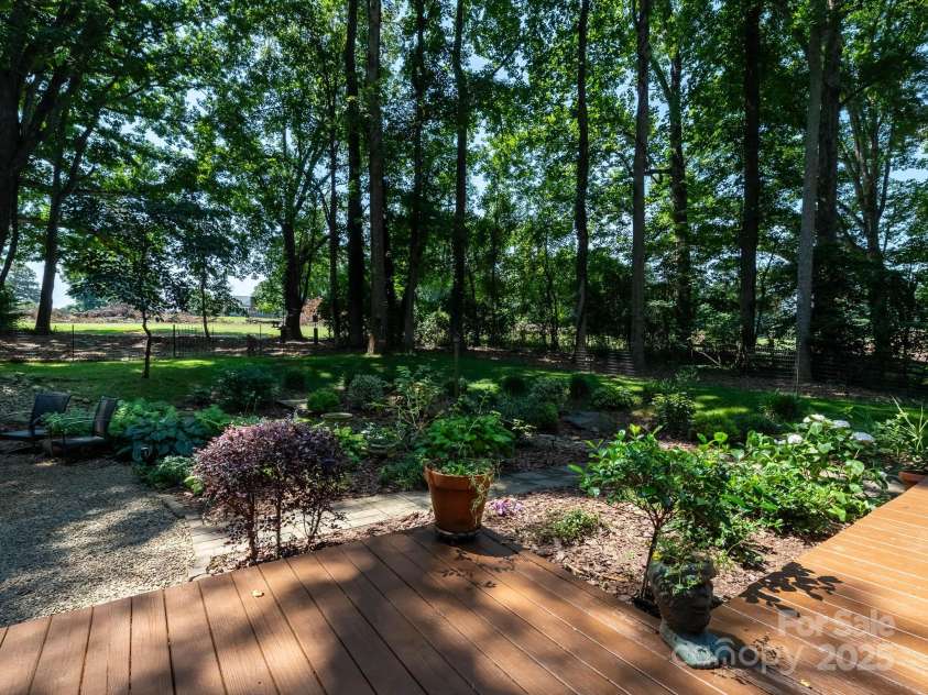 7874 Golf Course Drive, Denver, NC 28037.  MLS# CAR4274174, YatesRealty ID 27461. 