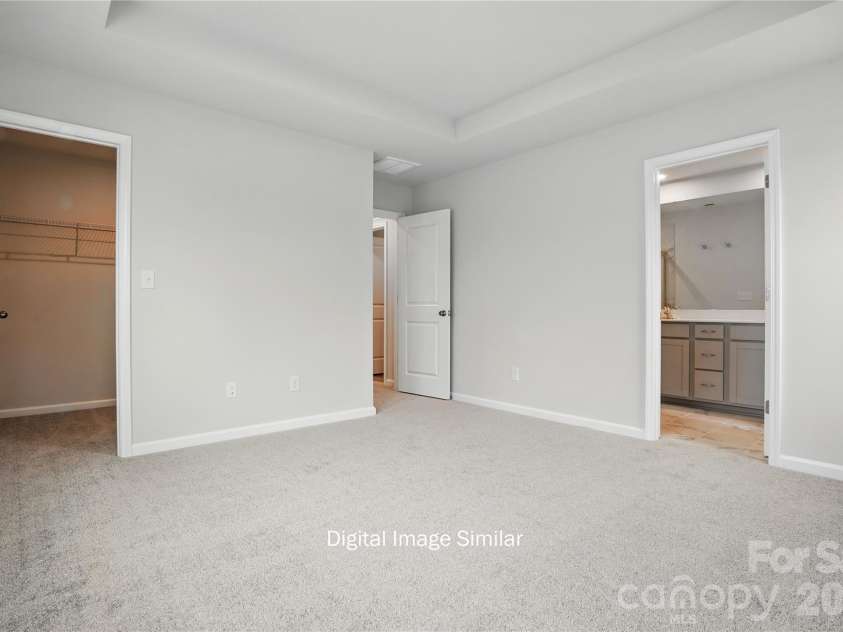 1223 Vibrant Road, Charlotte, NC 28215.  MLS# CAR4389323, YatesRealty ID 27462. 