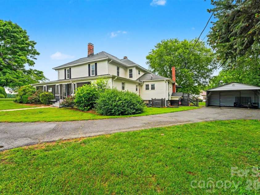 2461 Startown Road, Newton, NC 28658.  MLS# CAR4388500, YatesRealty ID 27463. 