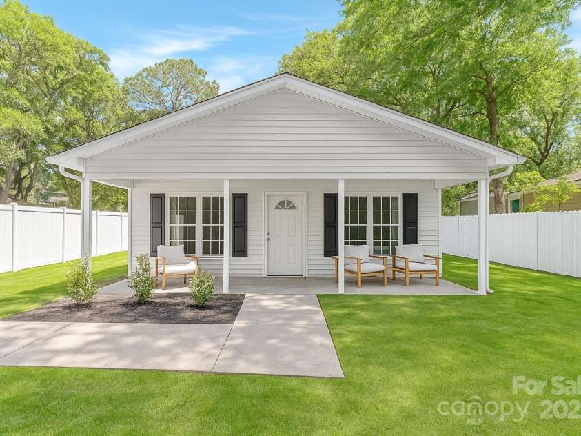 23 Gabe Place, Pawleys Island, SC 29585.  MLS# CAR4280836, YatesRealty ID 27466. 