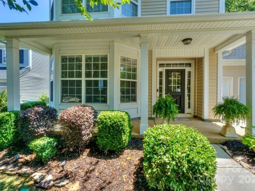 17916 Caldwell Track Drive, Cornelius, NC 28031.  MLS# CAR4274232, YatesRealty ID 27467. 