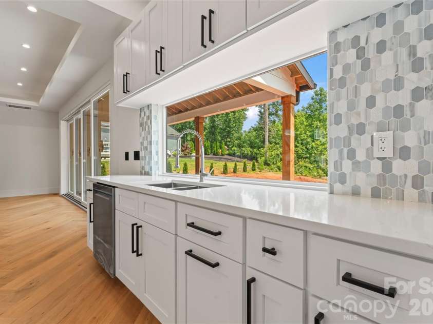 3078 Mountain Creek Drive, Sherrills Ford, NC 28673.  MLS# CAR4260558, YatesRealty ID 27468. 