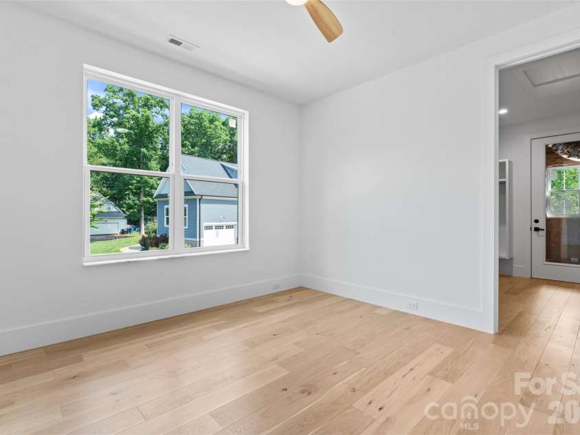 3078 Mountain Creek Drive, Sherrills Ford, NC 28673.  MLS# CAR4260558, YatesRealty ID 27468. BR #2