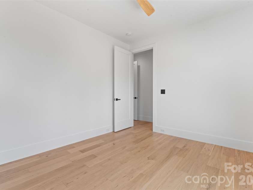 3078 Mountain Creek Drive, Sherrills Ford, NC 28673.  MLS# CAR4260558, YatesRealty ID 27468. BR #3