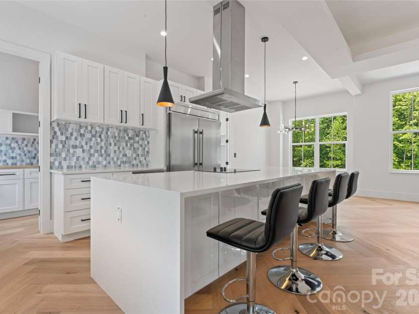 3078 Mountain Creek Drive, Sherrills Ford, NC 28673.  MLS# CAR4260558, YatesRealty ID 27468. Custom kitchen