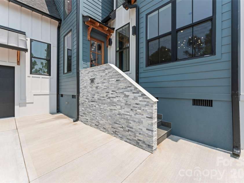 3078 Mountain Creek Drive, Sherrills Ford, NC 28673.  MLS# CAR4260558, YatesRealty ID 27468. Custom stone and modern finishes