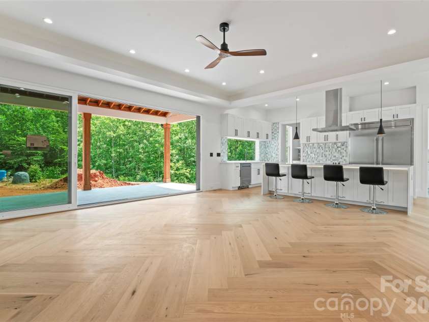 3078 Mountain Creek Drive, Sherrills Ford, NC 28673.  MLS# CAR4260558, YatesRealty ID 27468. Open floor concept with fully retractable doors