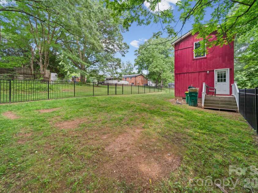 308 E 10th Street, Oakboro, NC 28129.  MLS# CAR4388794, YatesRealty ID 27468. 