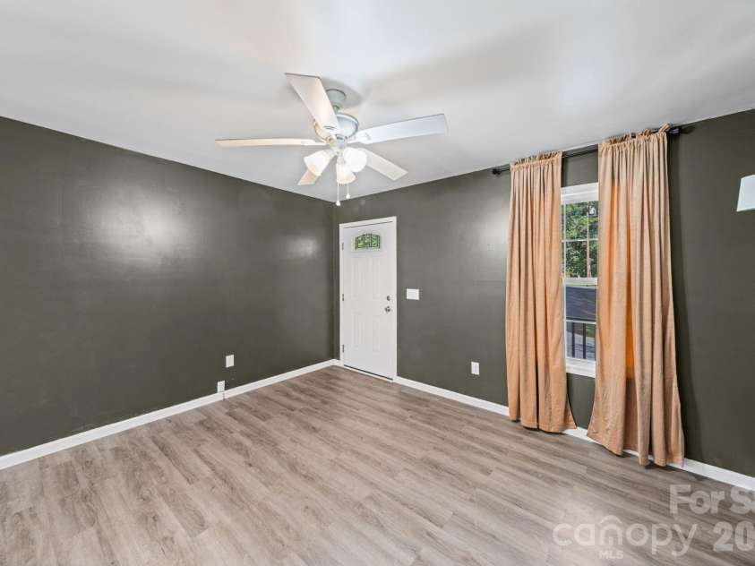 308 E 10th Street, Oakboro, NC 28129.  MLS# CAR4388794, YatesRealty ID 27468. 