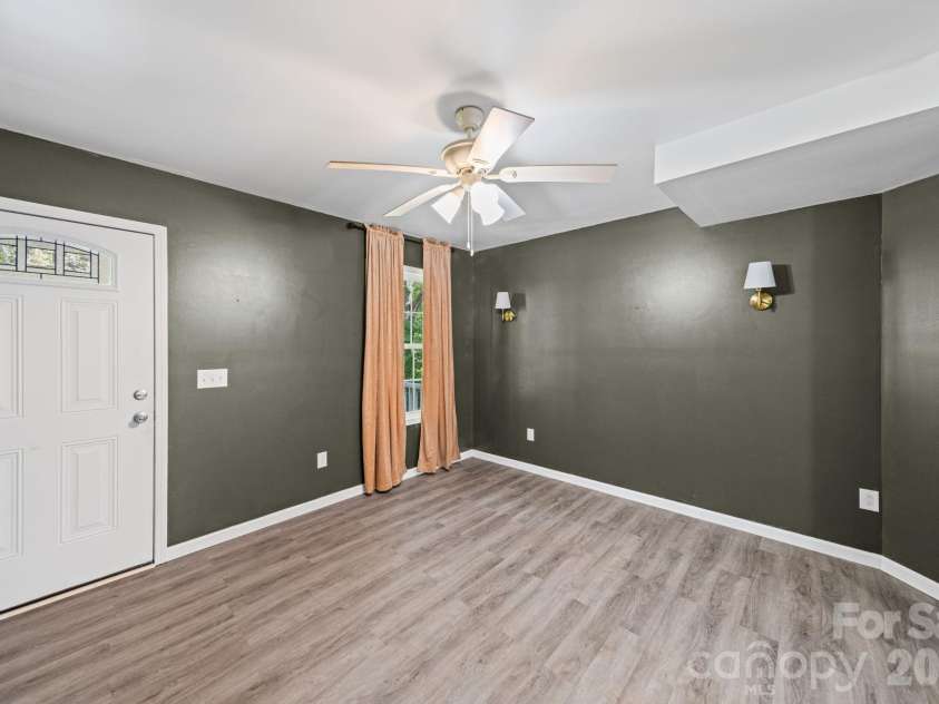 308 E 10th Street, Oakboro, NC 28129.  MLS# CAR4388794, YatesRealty ID 27468. 