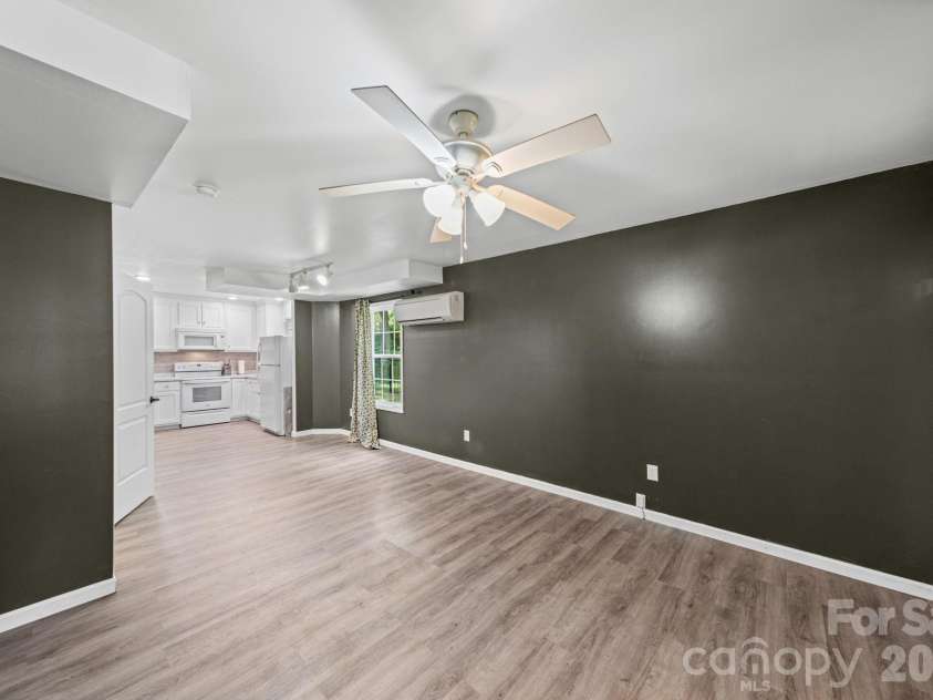 308 E 10th Street, Oakboro, NC 28129.  MLS# CAR4388794, YatesRealty ID 27468. 