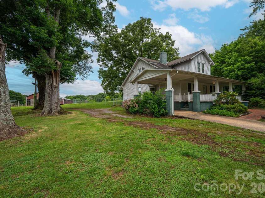1143 Stagecoach Trail, Lawndale, NC 28090.  MLS# CAR4386296, YatesRealty ID 27469. Front View
