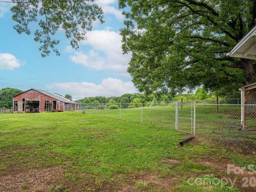 1143 Stagecoach Trail, Lawndale, NC 28090.  MLS# CAR4386296, YatesRealty ID 27469. Property View