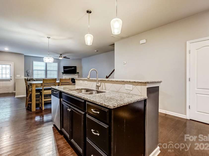 3033 Honeylocust Lane, Fort Mill, SC 29707.  MLS# CAR4214279, YatesRealty ID 2747. 
