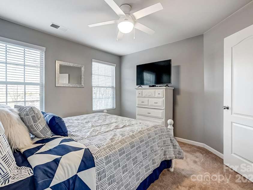 3033 Honeylocust Lane, Fort Mill, SC 29707.  MLS# CAR4214279, YatesRealty ID 2747. 