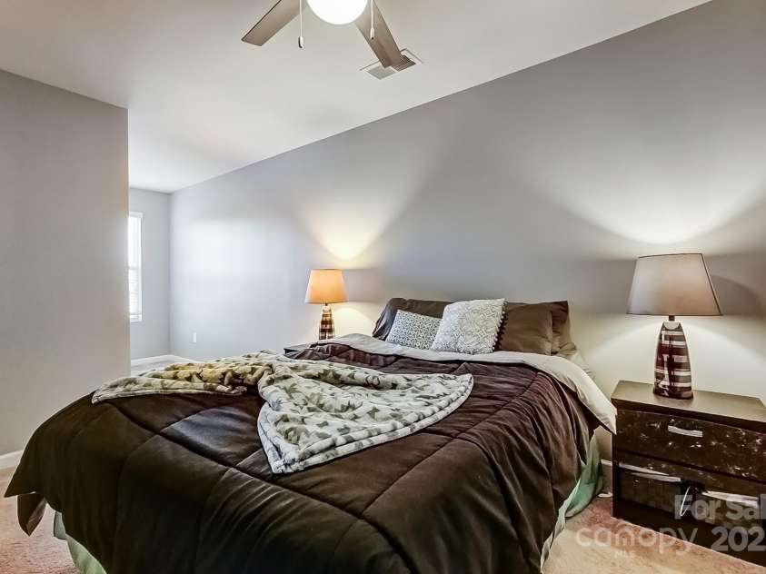 3033 Honeylocust Lane, Fort Mill, SC 29707.  MLS# CAR4214279, YatesRealty ID 2747. 