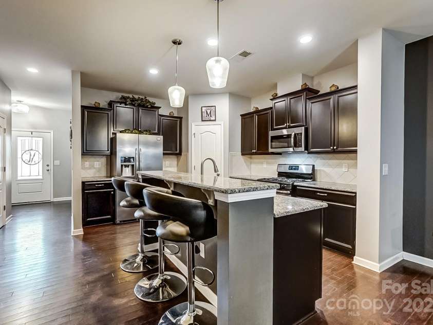 3033 Honeylocust Lane, Fort Mill, SC 29707.  MLS# CAR4214279, YatesRealty ID 2747. 