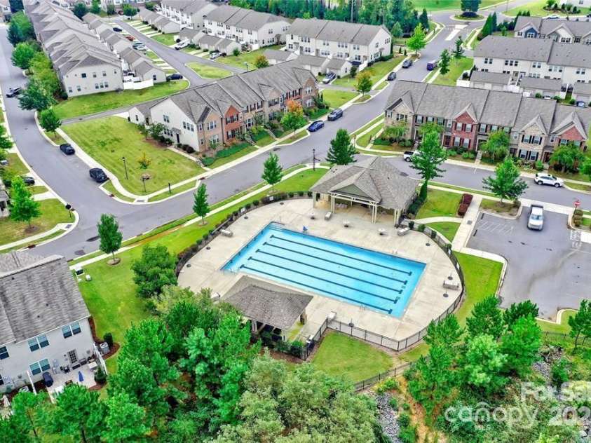 3033 Honeylocust Lane, Fort Mill, SC 29707.  MLS# CAR4214279, YatesRealty ID 2747. A short stroll to Pool and Clubhouse