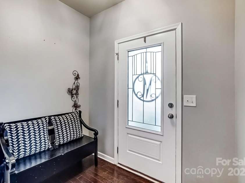3033 Honeylocust Lane, Fort Mill, SC 29707.  MLS# CAR4214279, YatesRealty ID 2747. Foyer