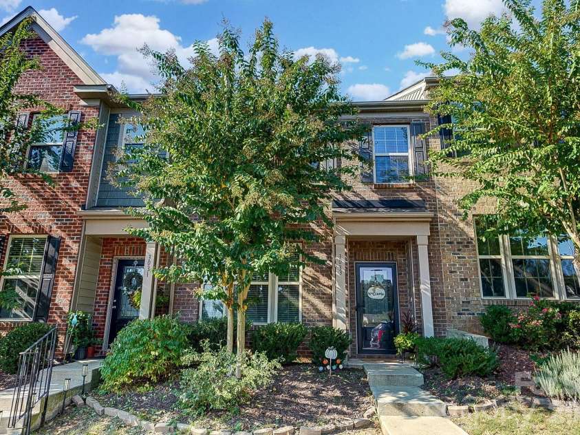 3033 Honeylocust Lane, Fort Mill, SC 29707.  MLS# CAR4305940, YatesRealty ID 2747. 