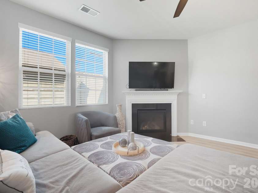 3033 Honeylocust Lane, Fort Mill, SC 29707.  MLS# CAR4305940, YatesRealty ID 2747. 